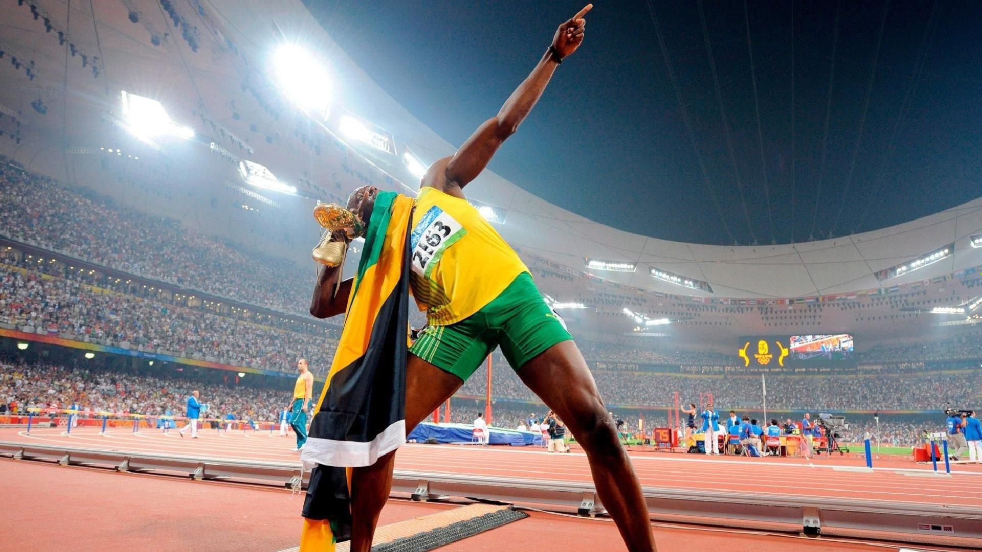 意甲争冠白热化,国际米兰紧咬尤文图斯,米兰双雄上演巅峰对决